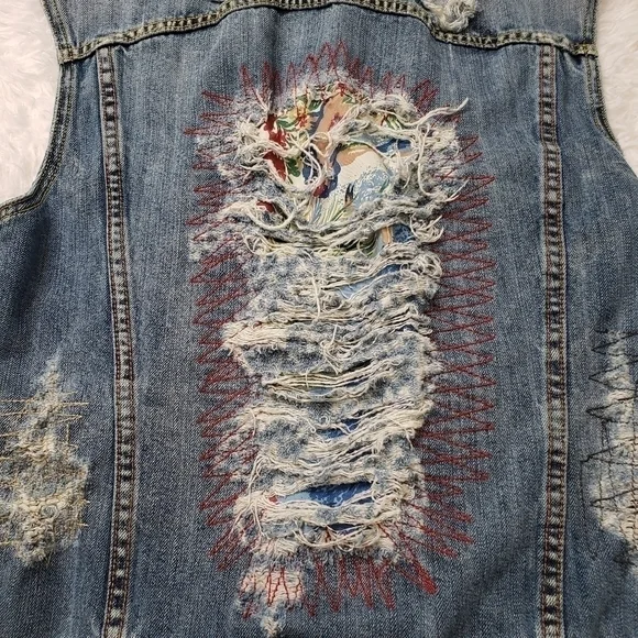 𝅺X-RAY Denim Vest - Picture 6 of 6